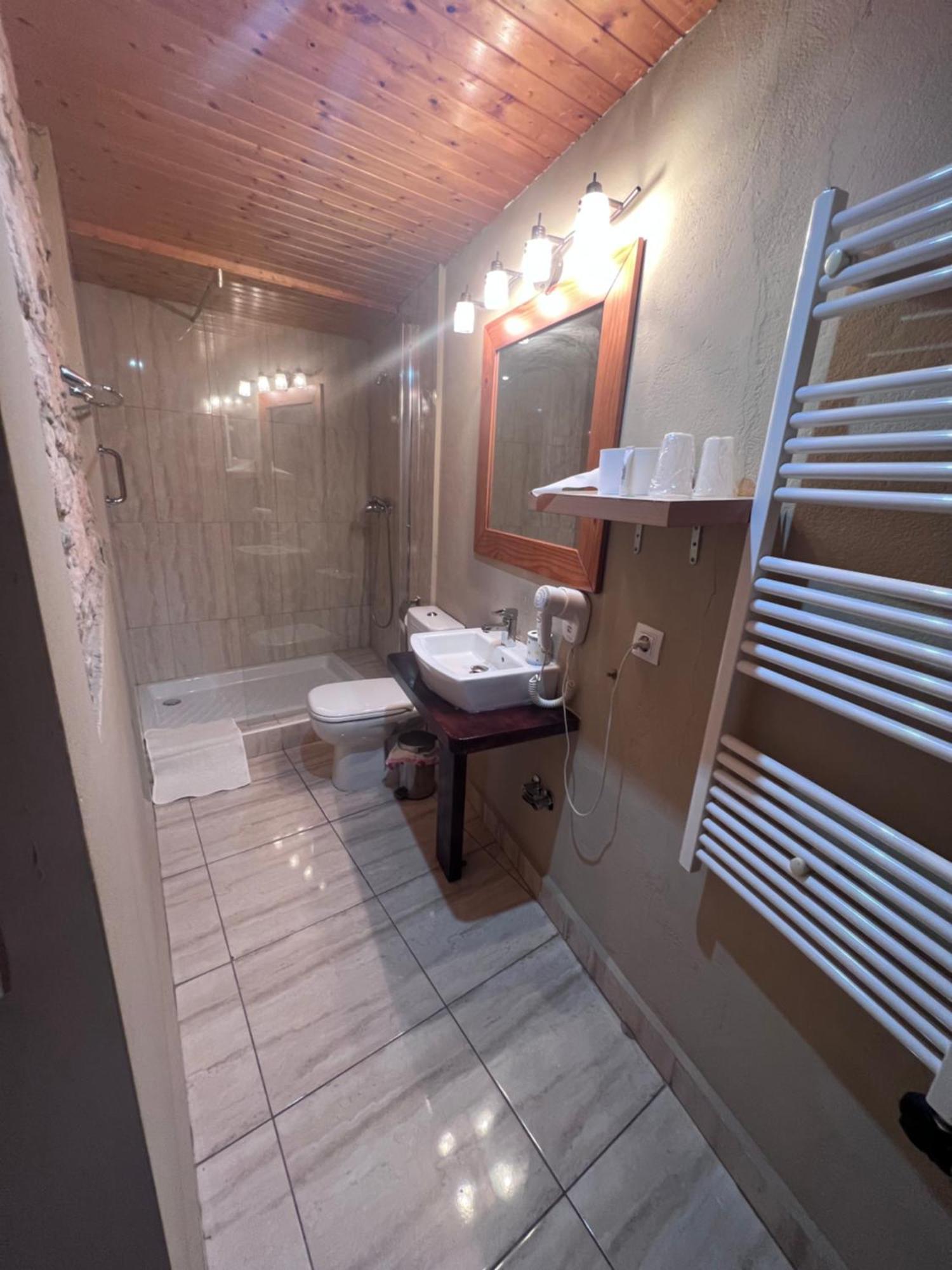 La Garbinada Hotel Torrebeses Exteriör bild